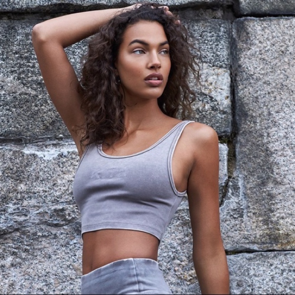 New KITH Concrete TYRA Cropped Logo Tank Top